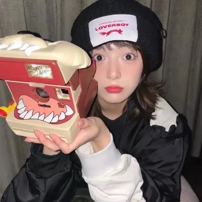 战火中的女神